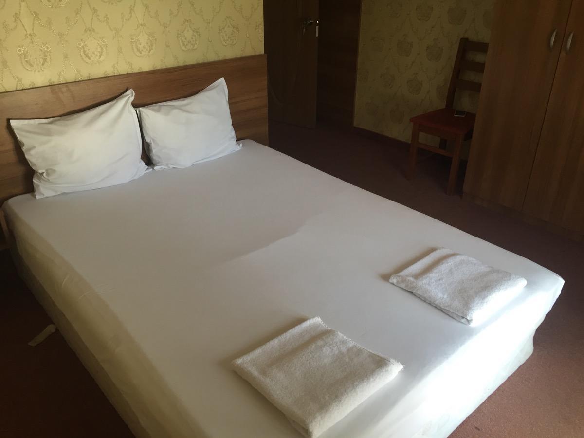 Irish Hotel Szumen Zewnętrze zdjęcie